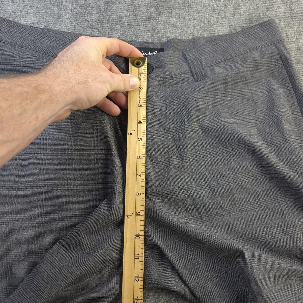 Travis Mathew Shorts 36 Gray‎ Solid 9" Inseam Pockets Stretch Golf - Picture 4 of 8